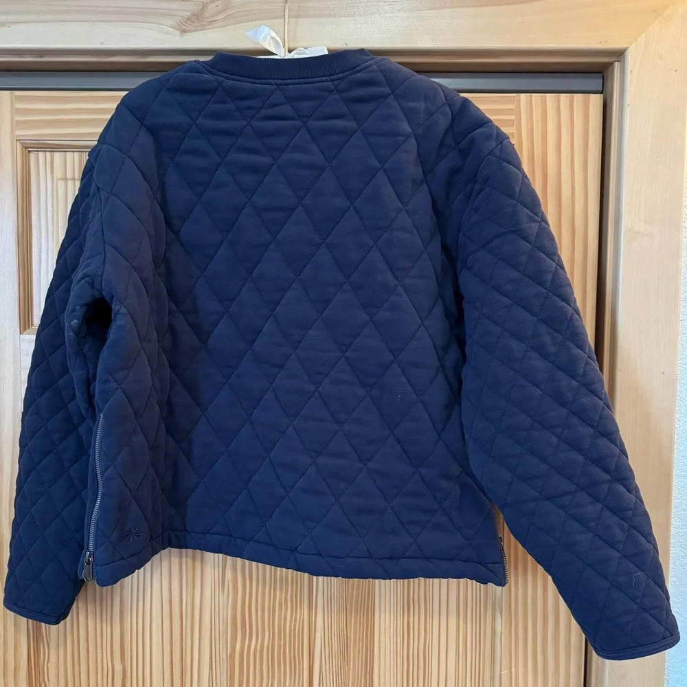 Athleta Navy Quilted Sweatshirt - Picture 2 of 8